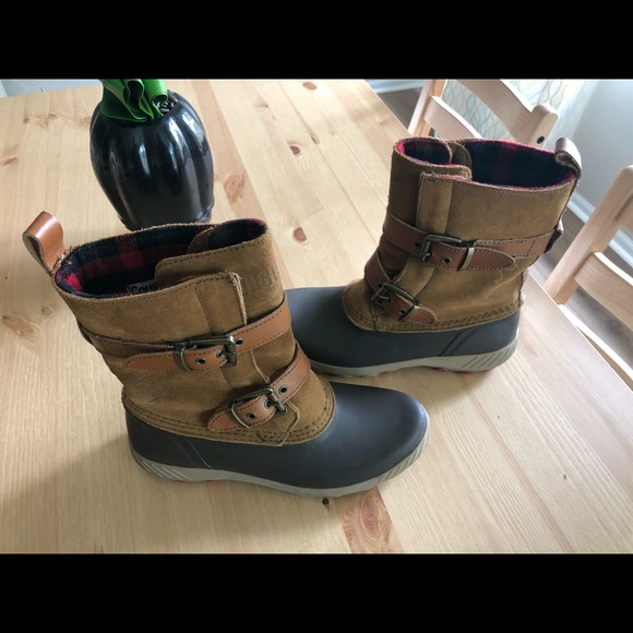 Cougar duck boots Clearance
